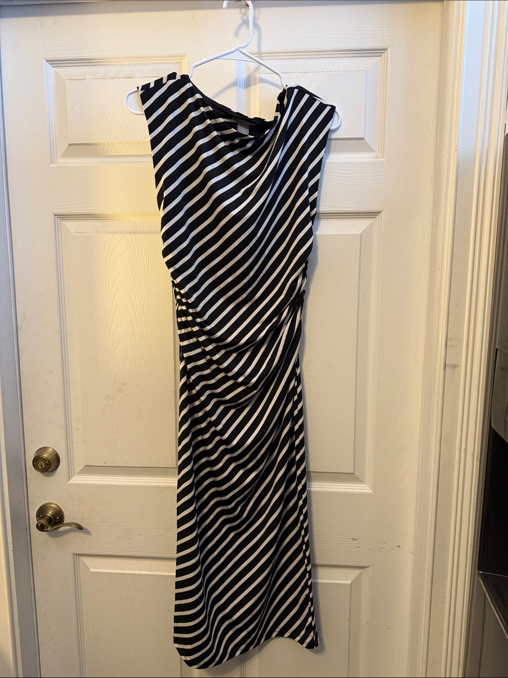 H&M Black and White Sleeveless Striped Maxi Dress